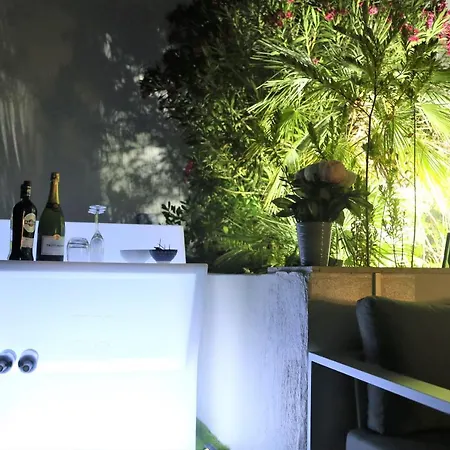 Rooftop Croisette/alexandre Iii